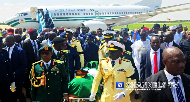 PHOTOS: Buhari Remains’ Arrival In Katsina From London • Channels Television
